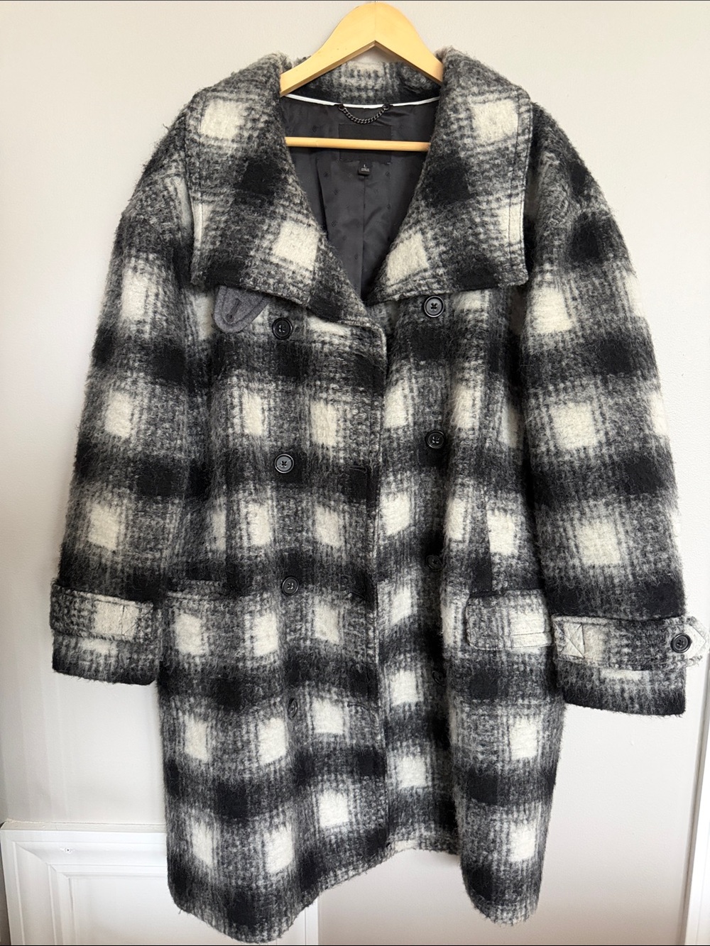 Banana republic Women’s Black & White Plaid Wool Blend Coat L